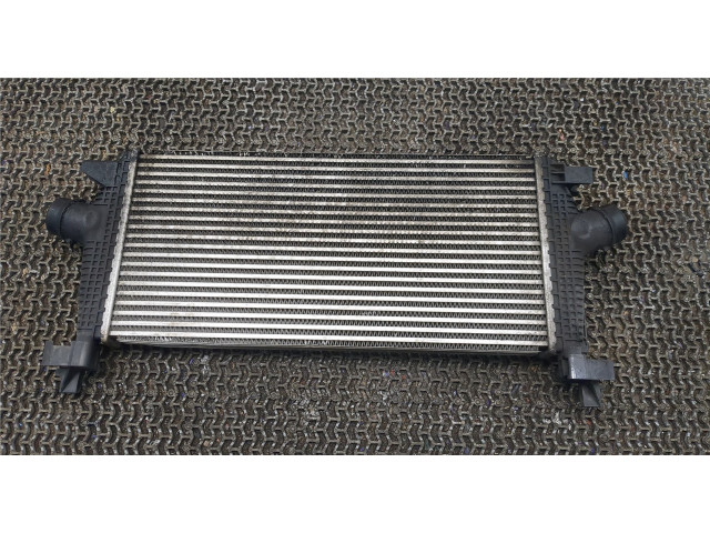 Интеркулер  Opel Astra J 2010-2017 1.7  1302144, 13267646    
