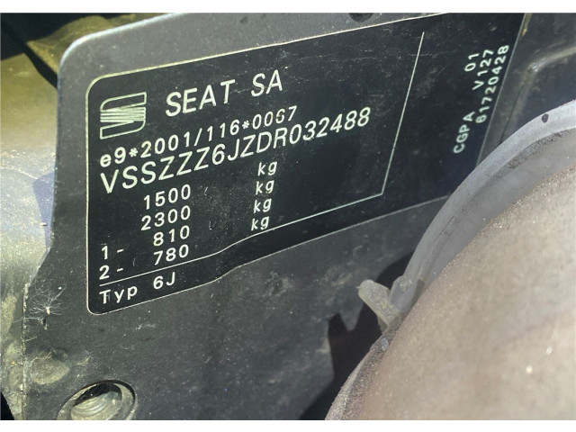 Панель приборов  Seat Ibiza 4 2012-2015       6J092090   4  1.2  Бензин