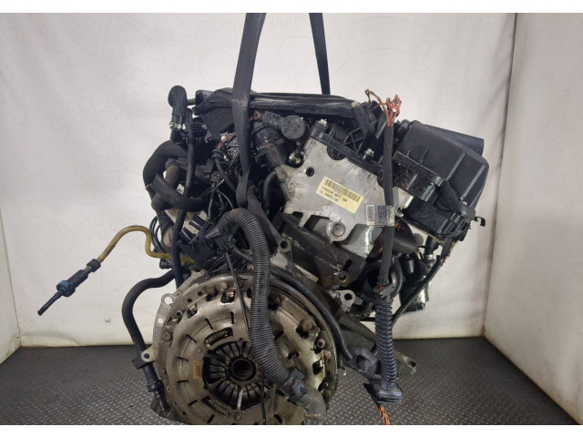 Клапанная крышка двигателя ДВС  BMW 3 E90, E91, E92, E93 2005-2012      