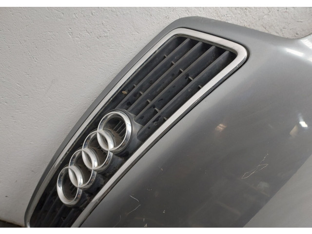 Решетка радиатора  Audi A6 (C5) 1997-2004          