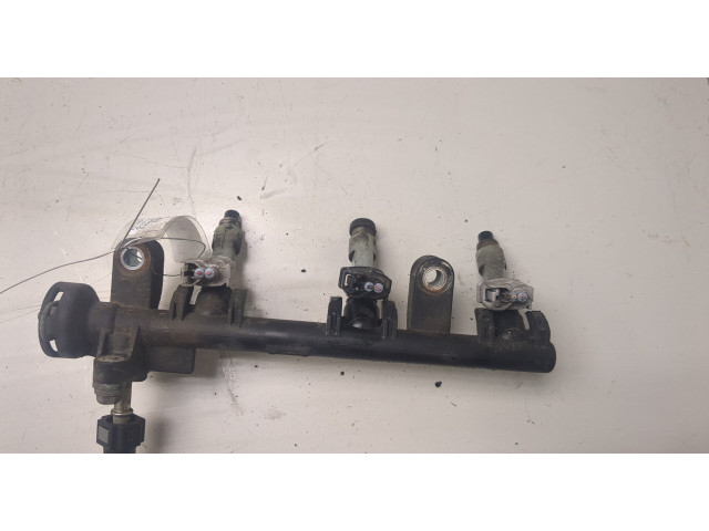 Форсунка топливная  Peugeot 107 2005-2012    1984F9, 1579JP     