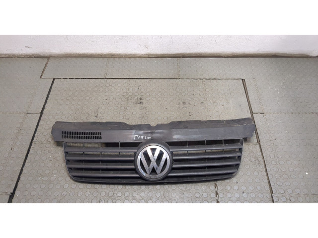 Решетка радиатора  Volkswagen Transporter 5 2003-2009          7H0853653
