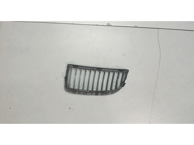 Решетка радиатора  BMW 3 E90, E91, E92, E93 2005-2012               22405910