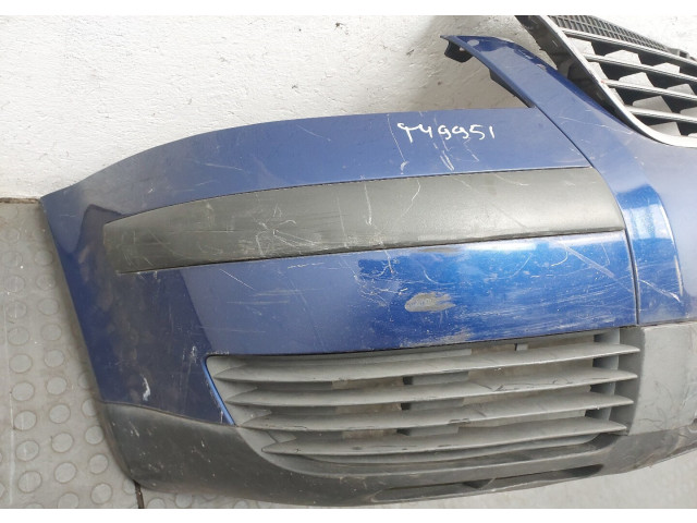 Бампер  Volkswagen Passat 5 2000-2005 передний   