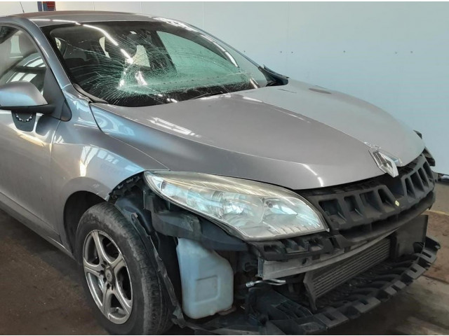 Дисплей бортового компьютера  Renault Megane 3 2009-2016 28040008R   3      