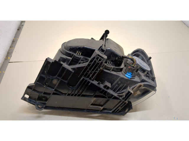 Фара передняя  Land Rover Freelander 2 2006-2014 правая 
