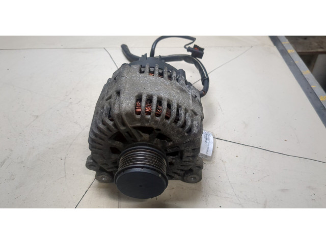 Генератор  Volkswagen Golf 5 2003-2009       06F903023C    