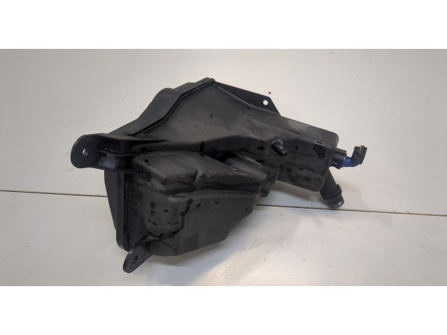 Бачок расширительный  BMW 3 E90, E91, E92, E93 2005-2012 17117788903, 7788903   