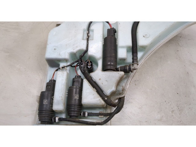 Бачок омывателя  Opel Meriva 2003-2010    