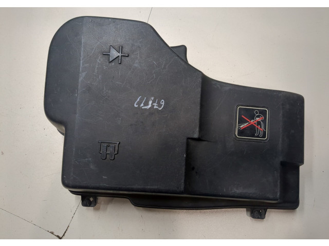 Корпус блока предохранителей  Peugeot 407      1922P4   2