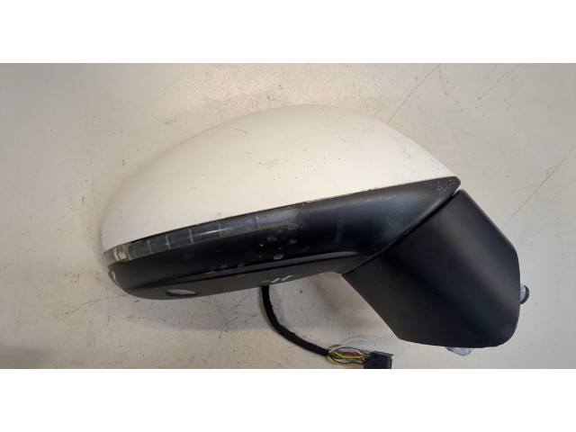 Зеркало боковое  Volkswagen Touareg 2010-2014  правое           