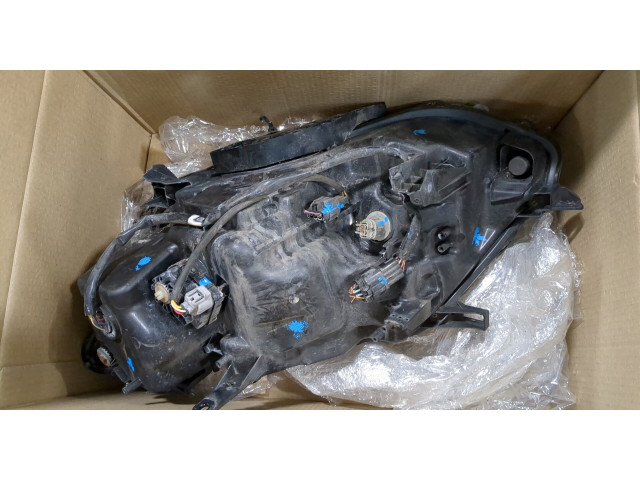 Фара передняя  Nissan X-Trail (T32) 2013- правая 
