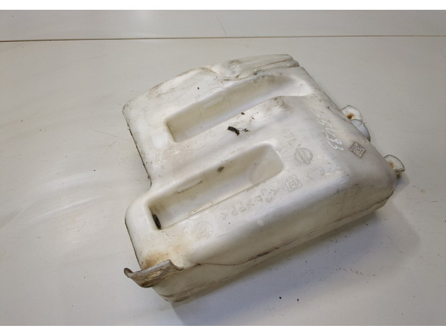 Бачок омывателя  Nissan Note E11 2006-2013 289109U000     1.6
