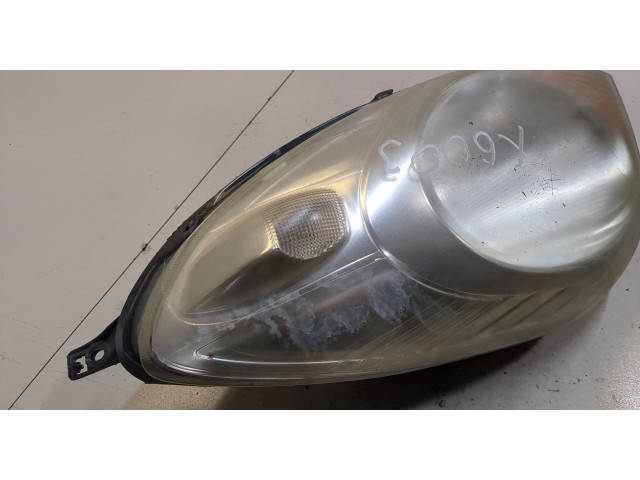 Фара передняя  Nissan Note E11 2006-2013 правая 