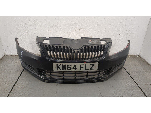 Бампер  Skoda Fabia 2010-2014 передний   5J0807221D
