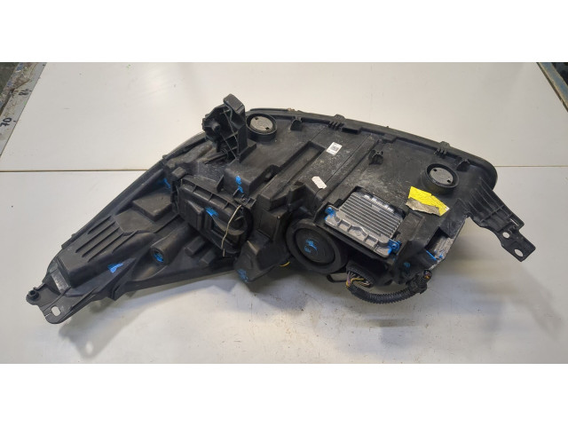 Фара передняя  Ford Kuga 2012-2016 правая 