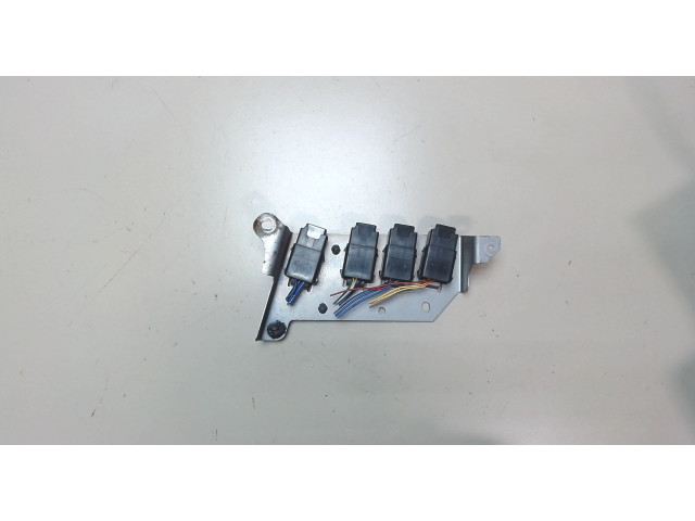 Блок реле  Ford Ranger 2006-2012          2.5