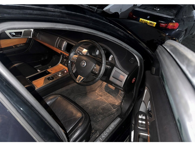 Форсунка топливная  Jaguar XF 2007–2012         