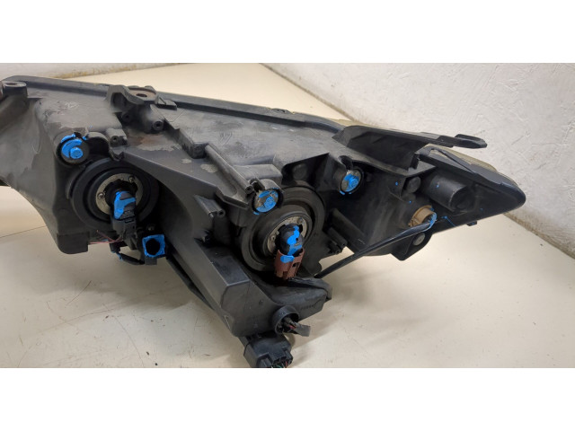 Фара передняя  Mitsubishi Outlander XL 2006-2012 правая 