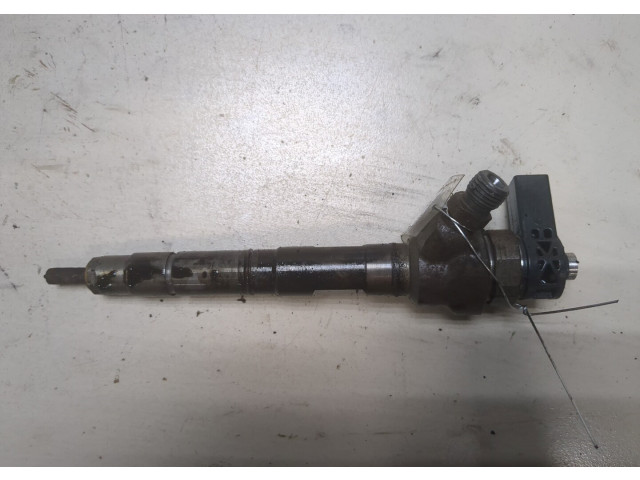 Форсунка топливная  Volkswagen Tiguan 2007-2011    0445110369     