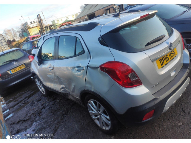 Решетка радиатора  Opel Mokka 2012-2015          1.6 1320251, 95391786