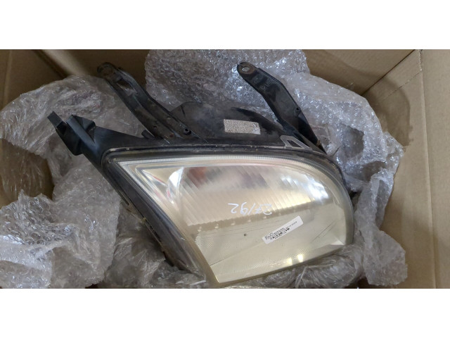 Фара передняя  Ford Fusion 2002-2012 правая 