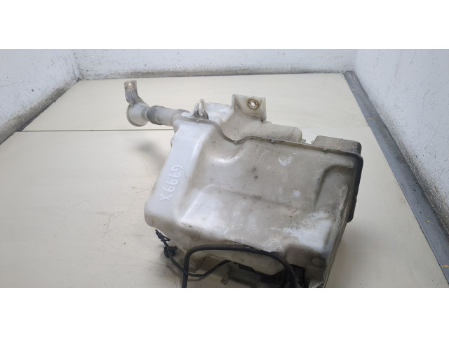 Бачок омывателя  Mitsubishi Lancer 10 2007-2015    