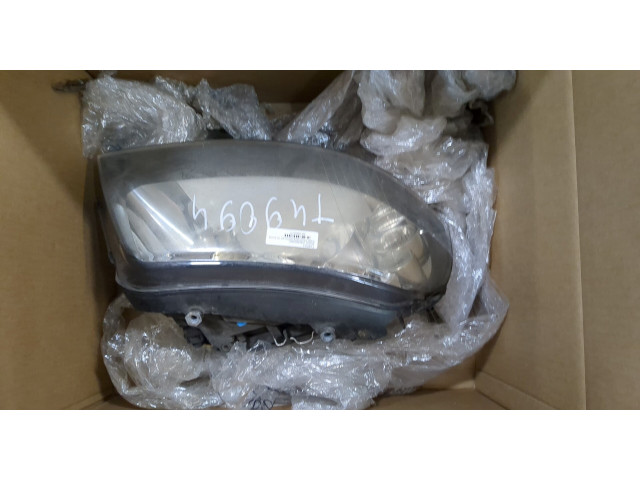 Фара передняя  Seat Alhambra 2000-2010 правая 