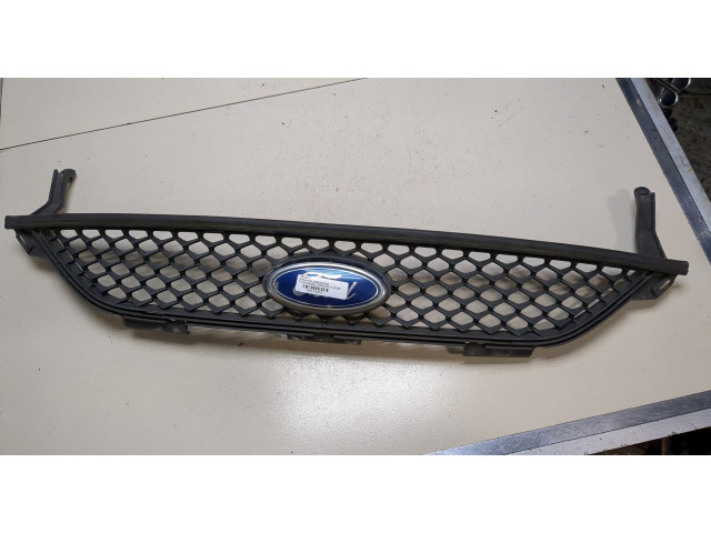 Решетка радиатора  Ford Galaxy 2006-2010          