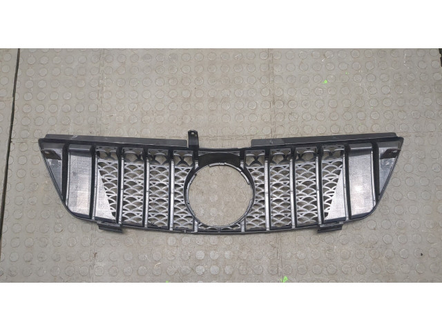 Решетка радиатора  Mercedes ML W164 2005-2011          