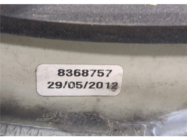 Задний фонарь     8368757   BMW 3 E46 1998-2005 