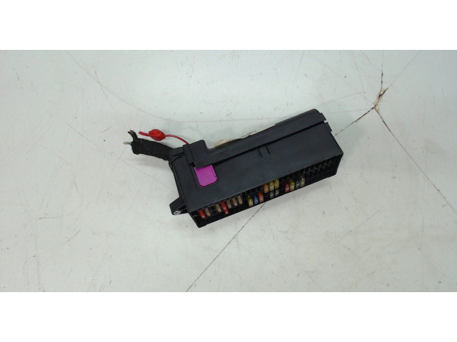 Блок предохранителей  Volkswagen Touran 2006-2010          1.4