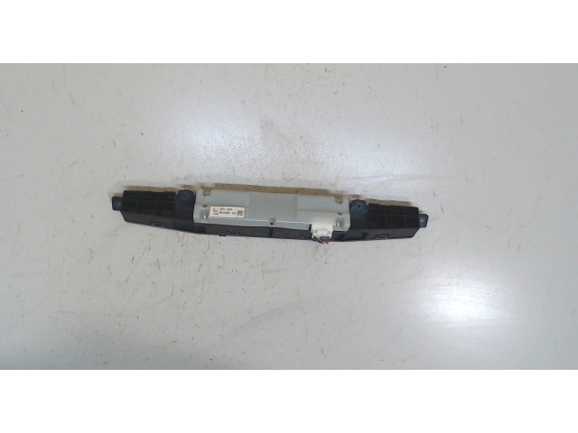 Дисплей бортового компьютера  Toyota Camry V40 2006-2011 8391006100         