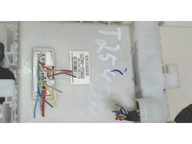 Блок реле  Toyota Auris E15 2006-2012      00508115     1.3