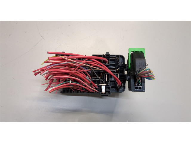 Блок предохранителей  Renault Megane 3 2009-2016      25260003R   3  1.5