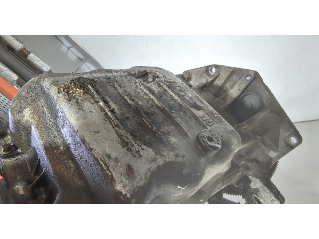 Клапанная крышка двигателя ДВС  Opel Corsa D 2006-2011 1.2     