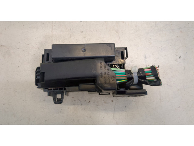 Блок предохранителей  Mazda CX-9 2016-      N243675U0A   
