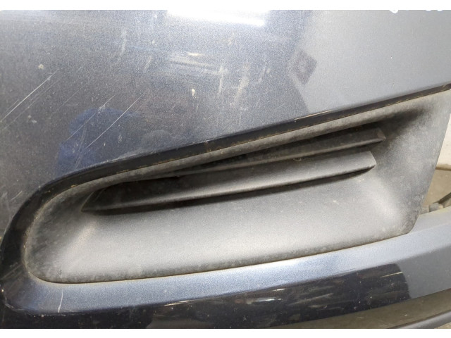 Решетка радиатора  Renault Clio 2005-2009          
