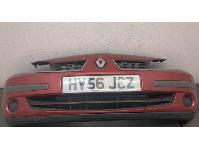 Бампер  Renault Laguna 2 2001-2007 передний   