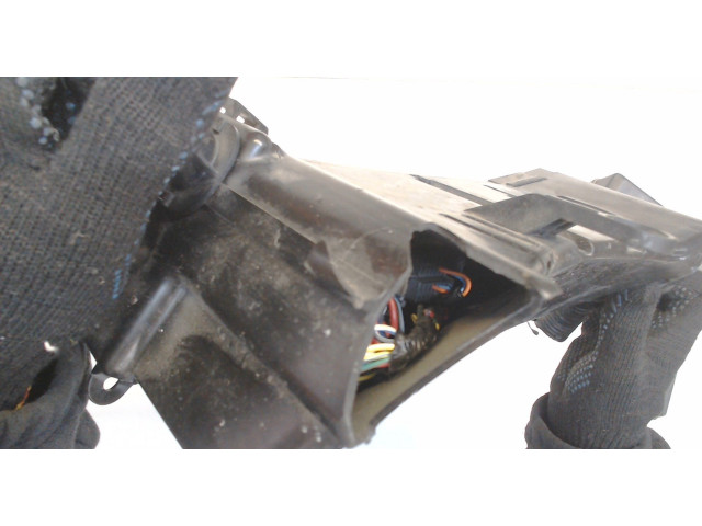 Блок предохранителей  Subaru Tribeca (B9) 2004-2007      82290XA01A, 82243AG01A     3