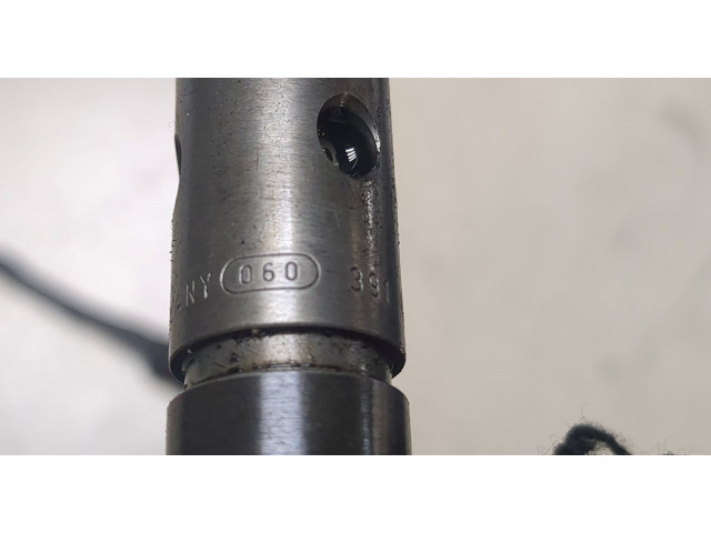 Форсунка топливная  Saab 9-3 2002-2007    9196701, 90573868     