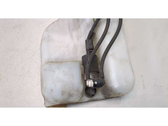 Бачок омывателя  Renault Megane 3 2009-2016 289100014R, 289100033R   