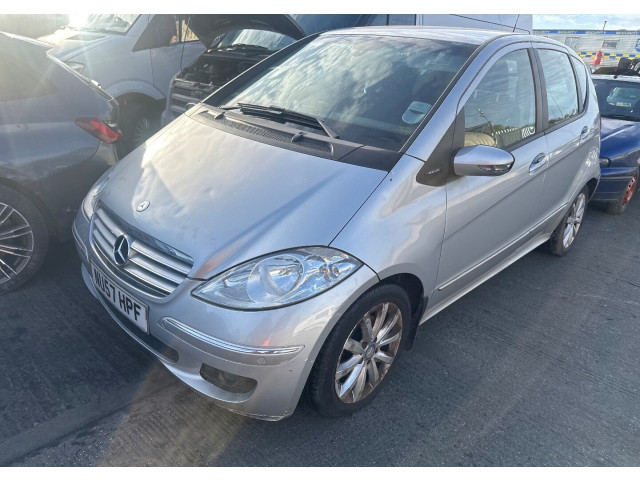 Стойка амортизатора  Mercedes A W169 2004-2012        дизель