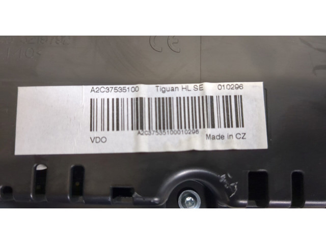 Панель приборов  Volkswagen Tiguan 2011-2016            