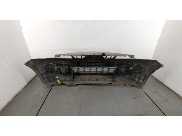 Решетка радиатора  Renault Megane 2 2002-2009          