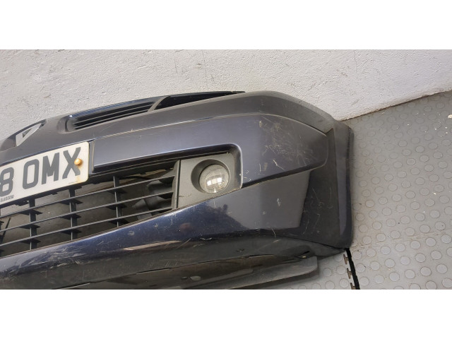 Бампер  Renault Megane 2 2002-2009 передний   