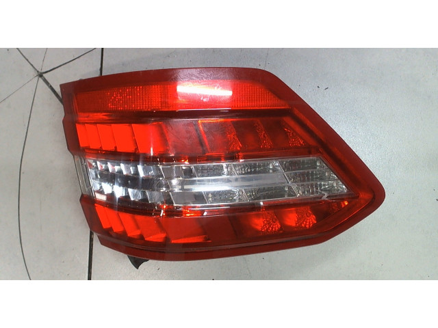 Задний фонарь     A2128204164   Mercedes E W212 2009-2013 