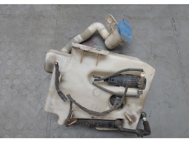 Бачок омывателя  Volkswagen Golf 6 2009-2012    