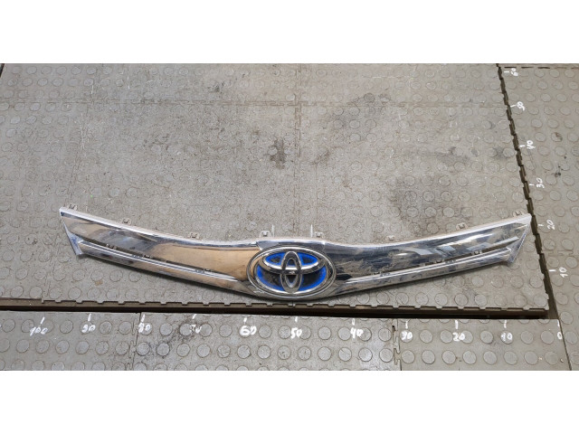 Решетка радиатора  Toyota Auris E15 2006-2012          