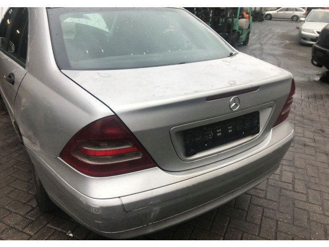 Стойка амортизатора  Mercedes C W203 2000-2007      2.2  дизель